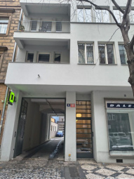 Křižíkova 220, np. 501